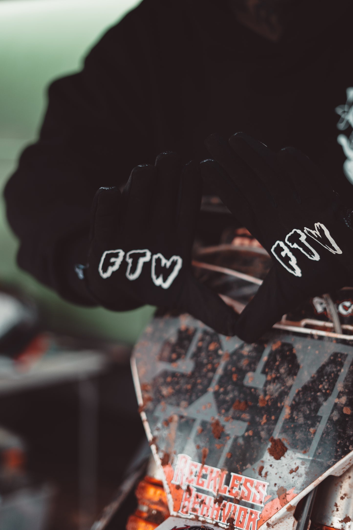 Mx Style Reckless Riding Gloves